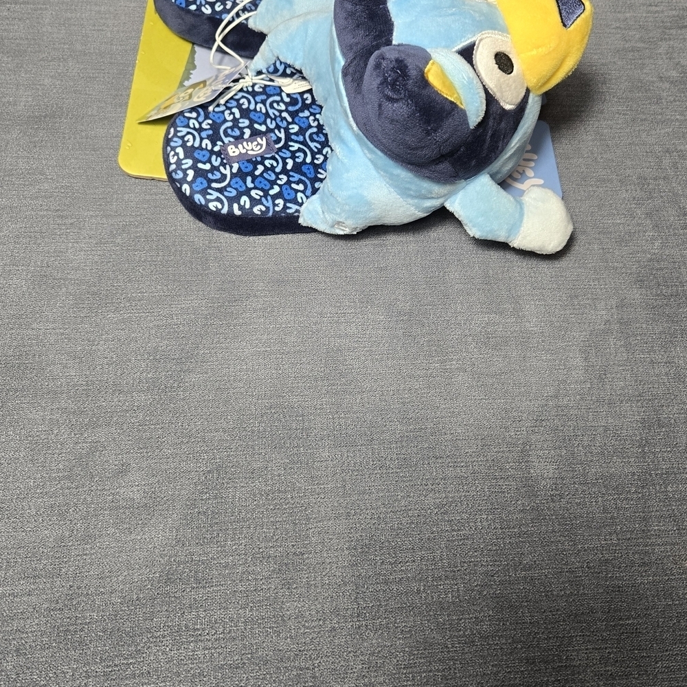 Bluey Kids Plush Slippers - Blue and Yellow - Picture 2 of 2